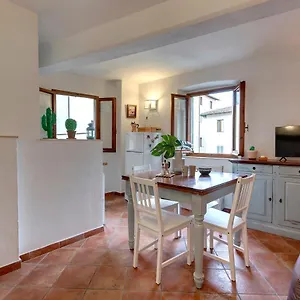Toscanella By Mamo Apartment